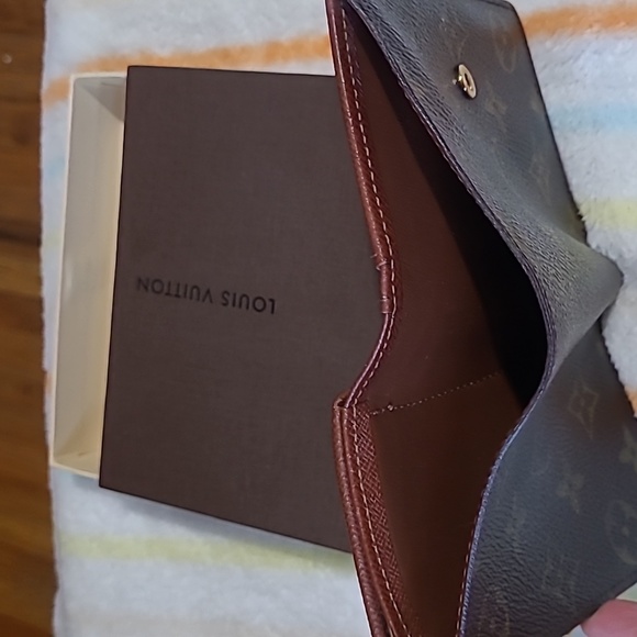 Lv mono compact wallet. - Picture 5 of 11
